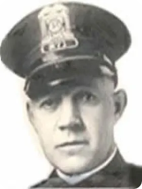 Photo of Motorcycle Policeman Roscoe Clarence Shipp