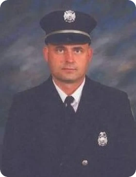 Photo of Firefighter Scott T. Davis